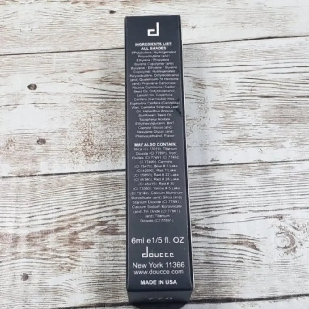 Doucce gloss wear