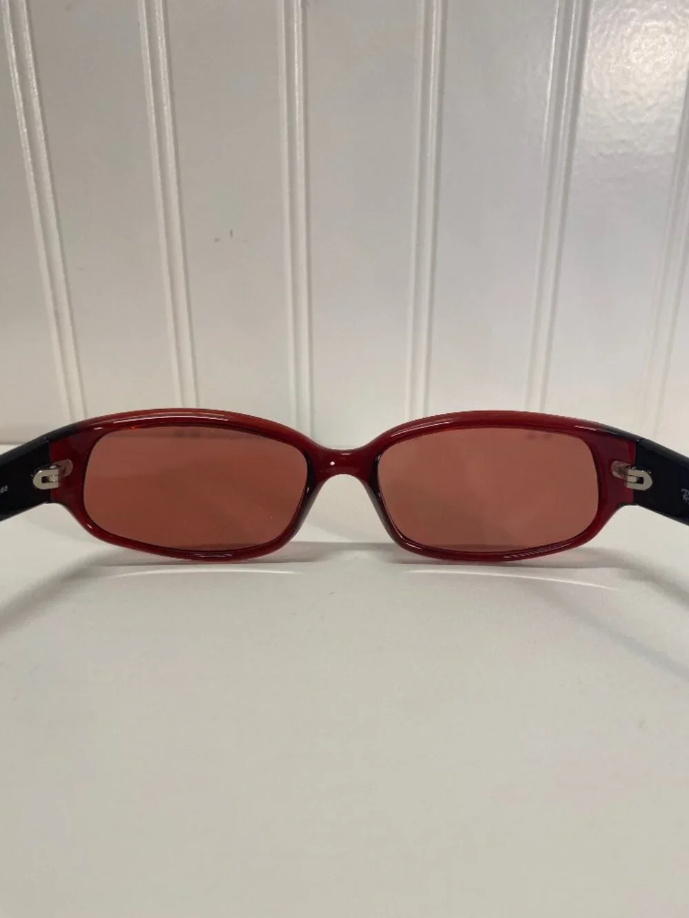 Ray-Ban sold frames