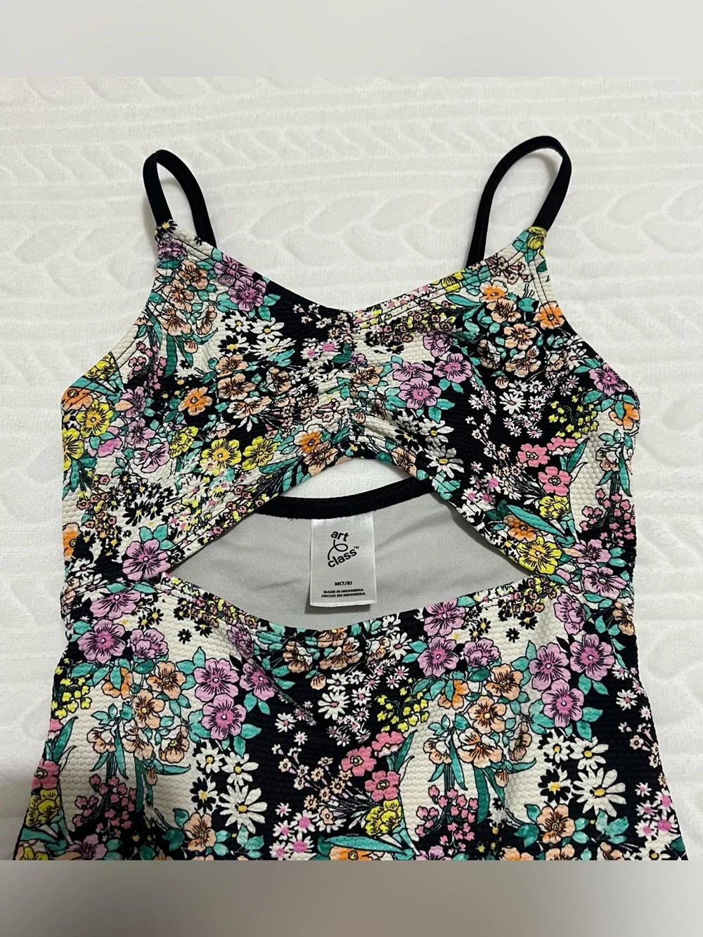 art class closet offers 18