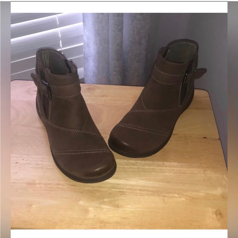 Clarks tried but