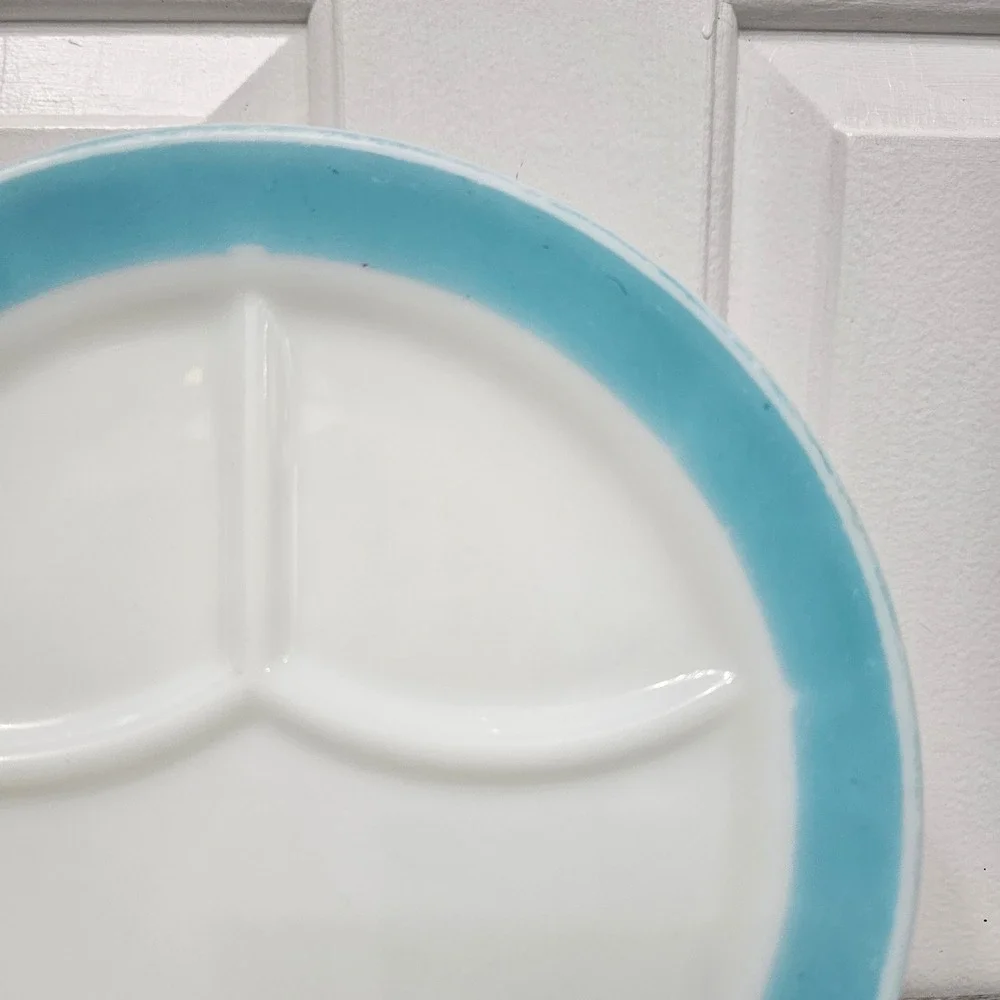 Corning vintage milk
