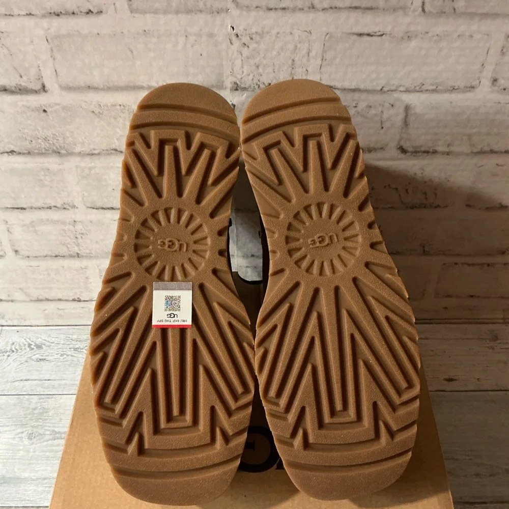 UGG nib chestnut