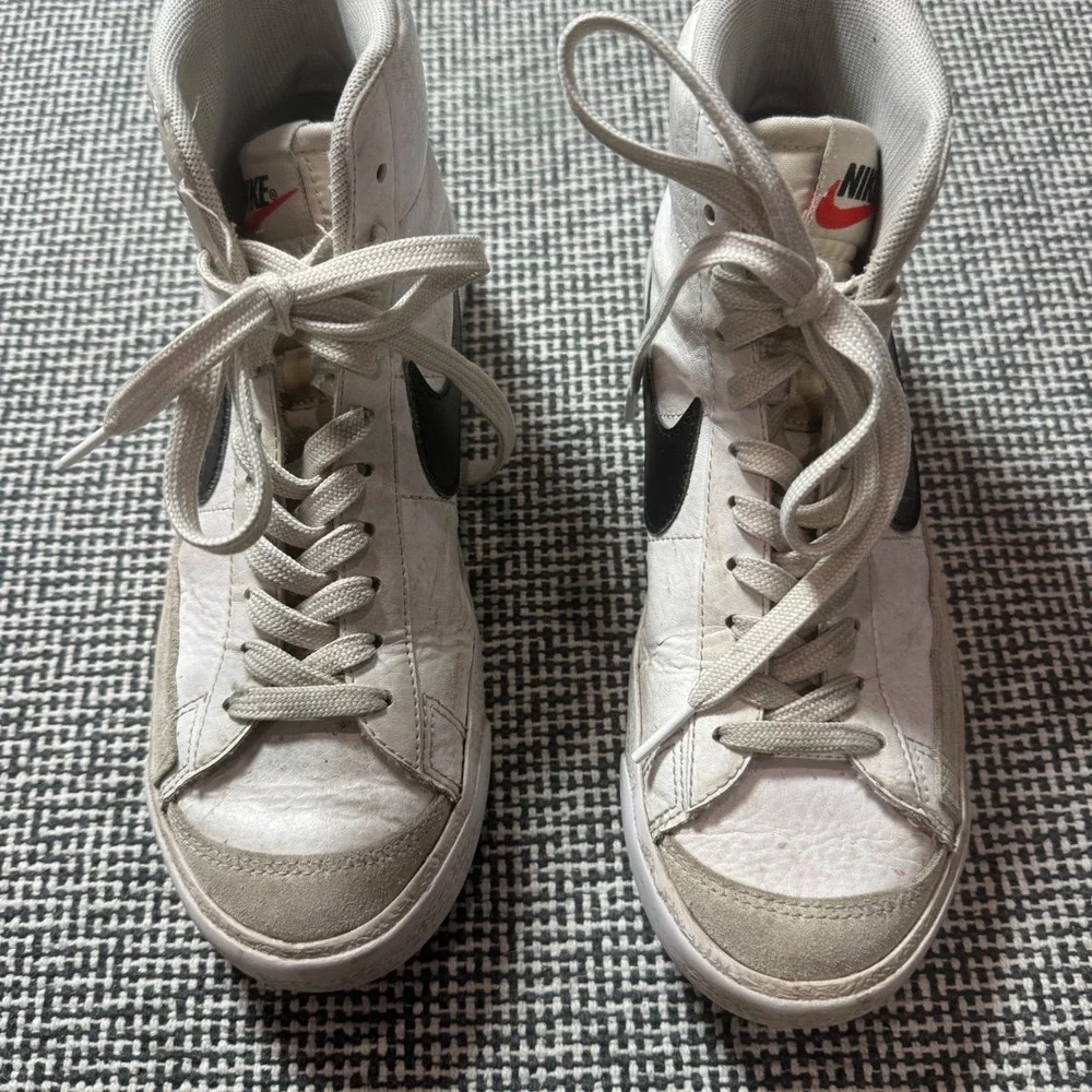 Nike blazer mid