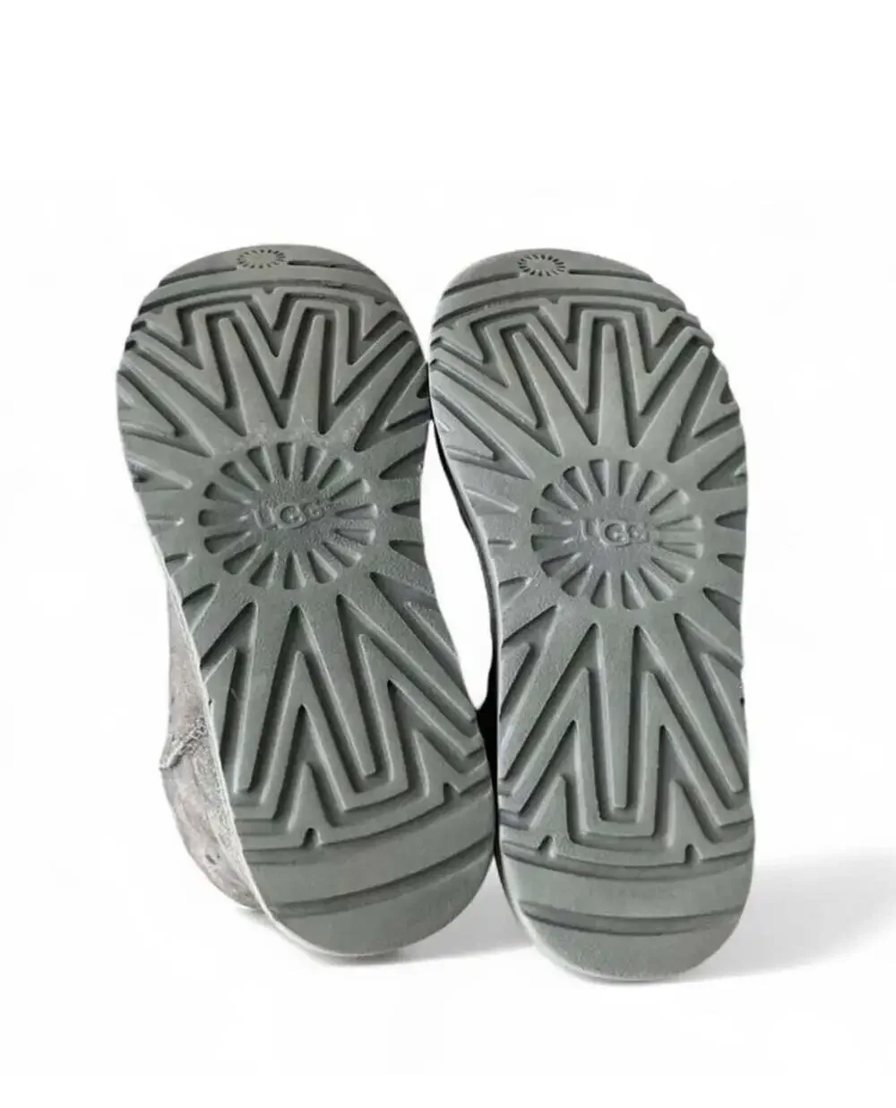 UGG classic mini