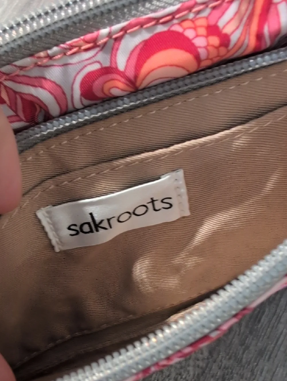 Sakroots cambria smartphone