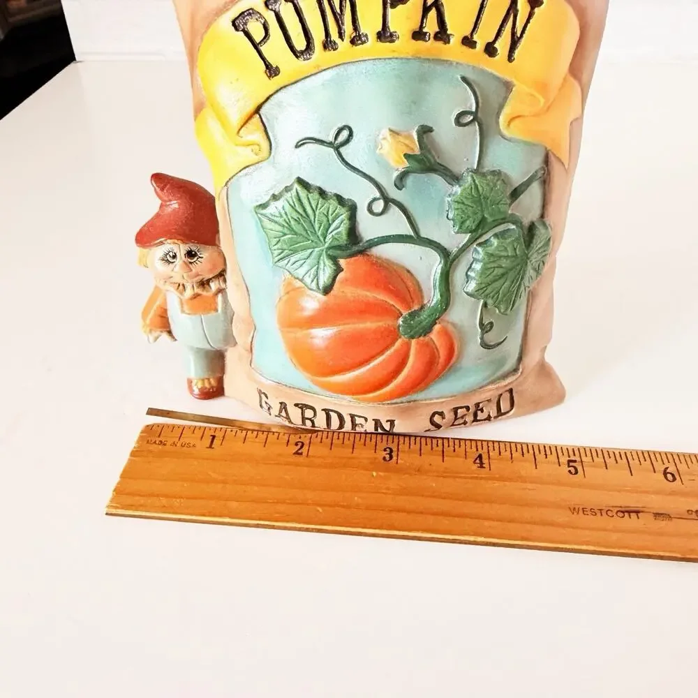 Vintage pumpkin garden