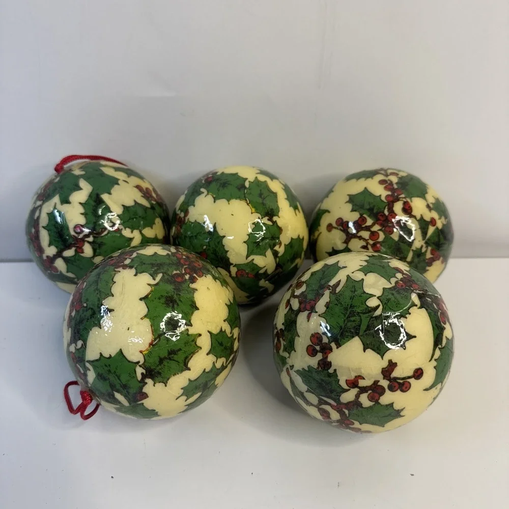 Set of 5 Vintage Paper Mache Decoupage Holly & Berry Christmas Ornaments 4