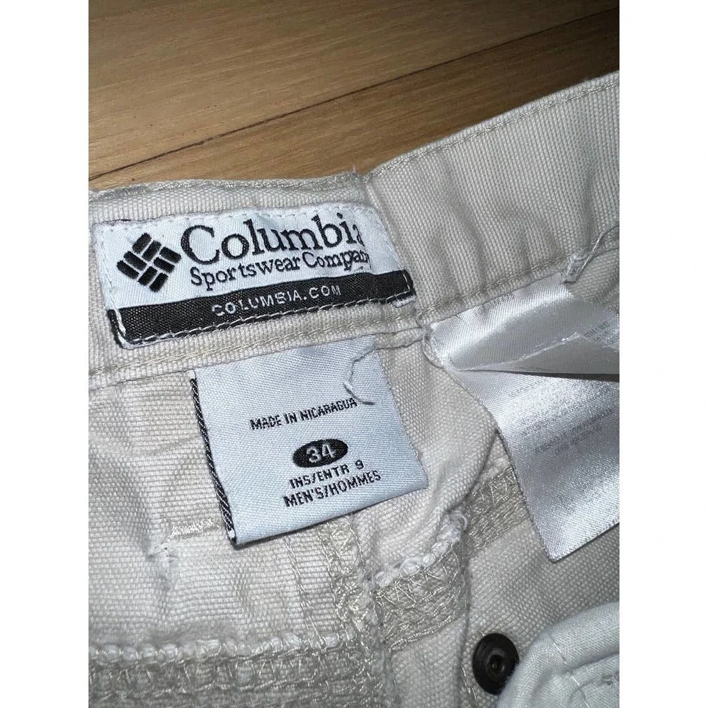 Columbia Cream Cargo Shorts