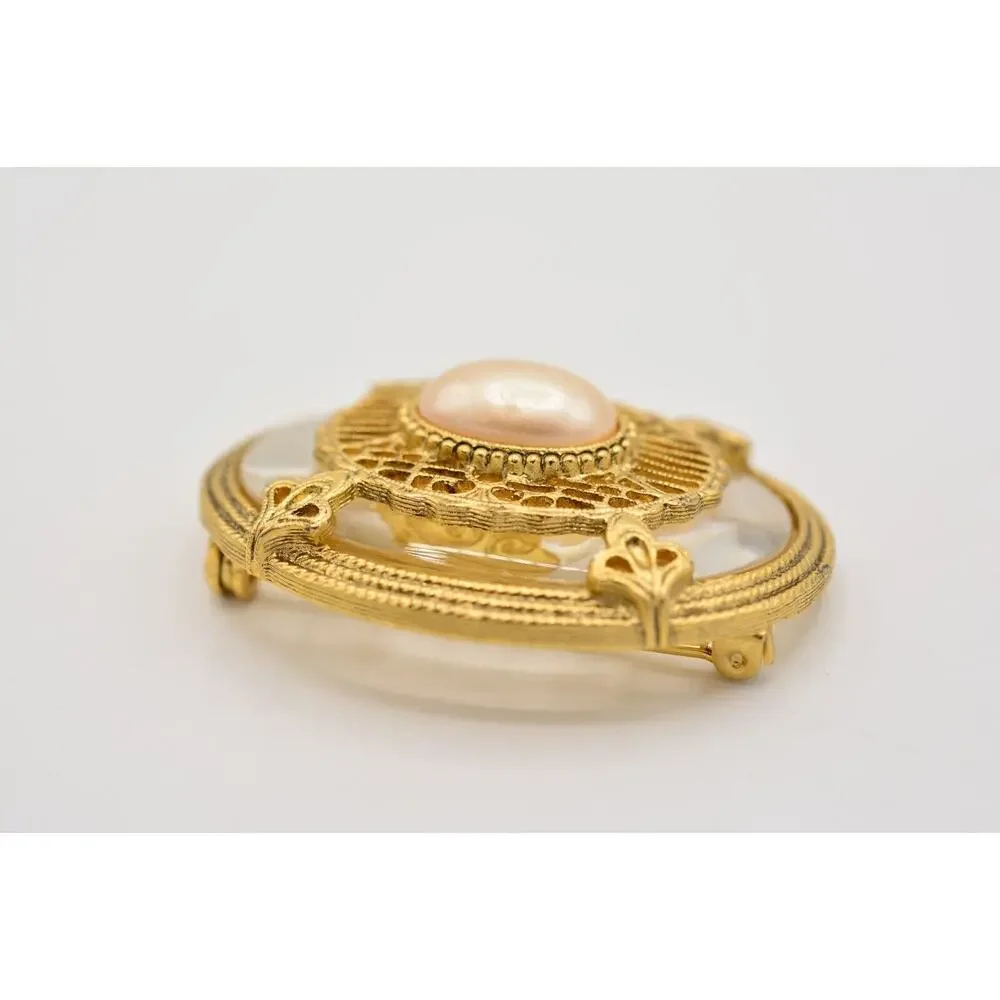 1928 stunning brooch