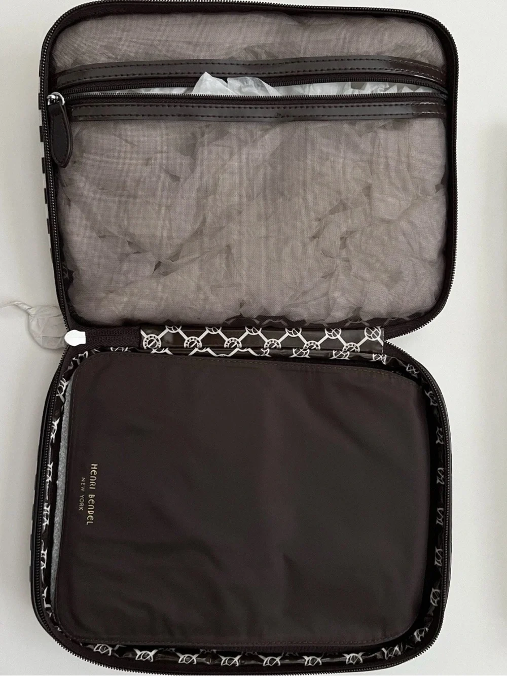 henri bendel striped cosmetic