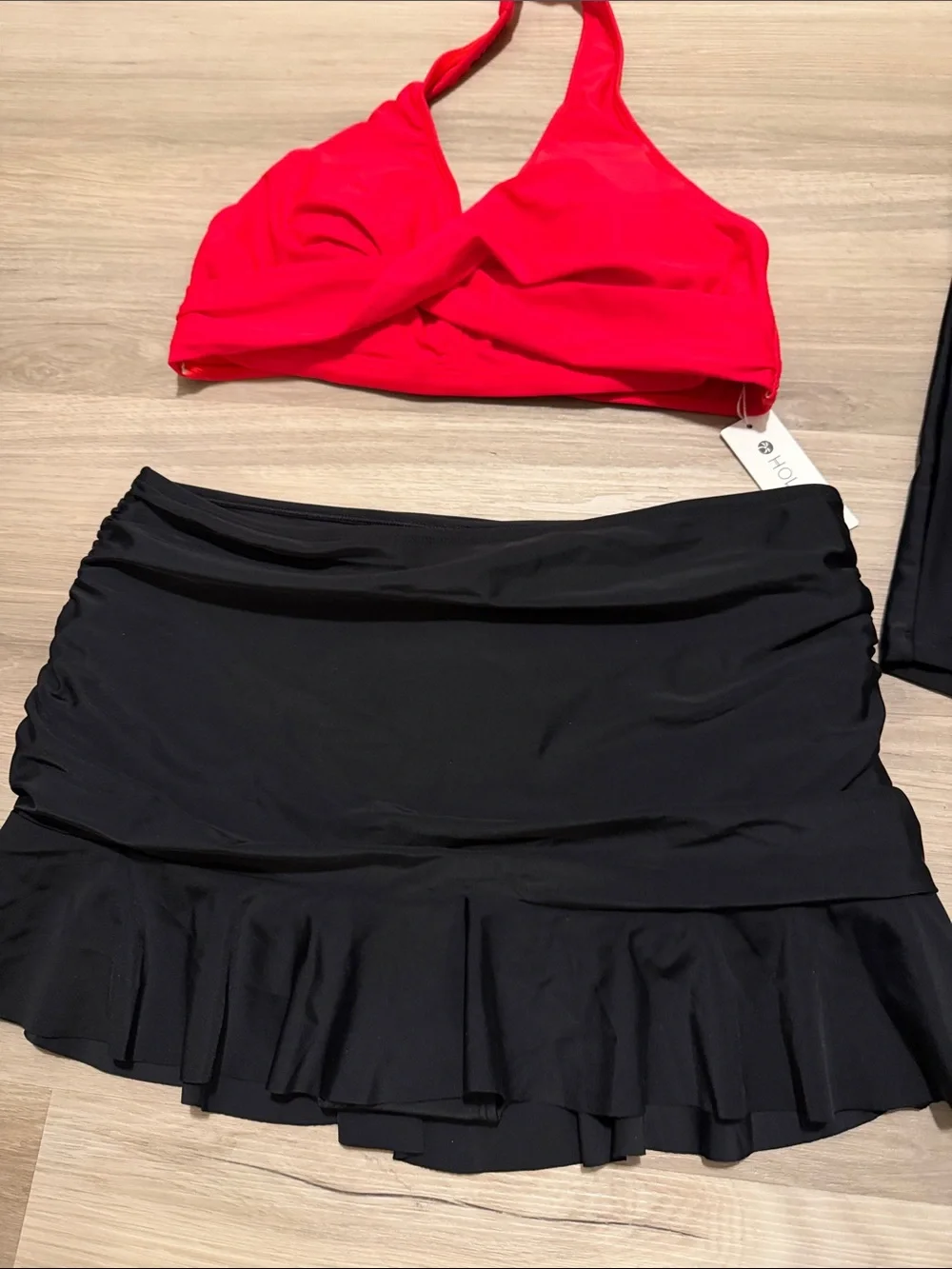 Halcurt stylish red
