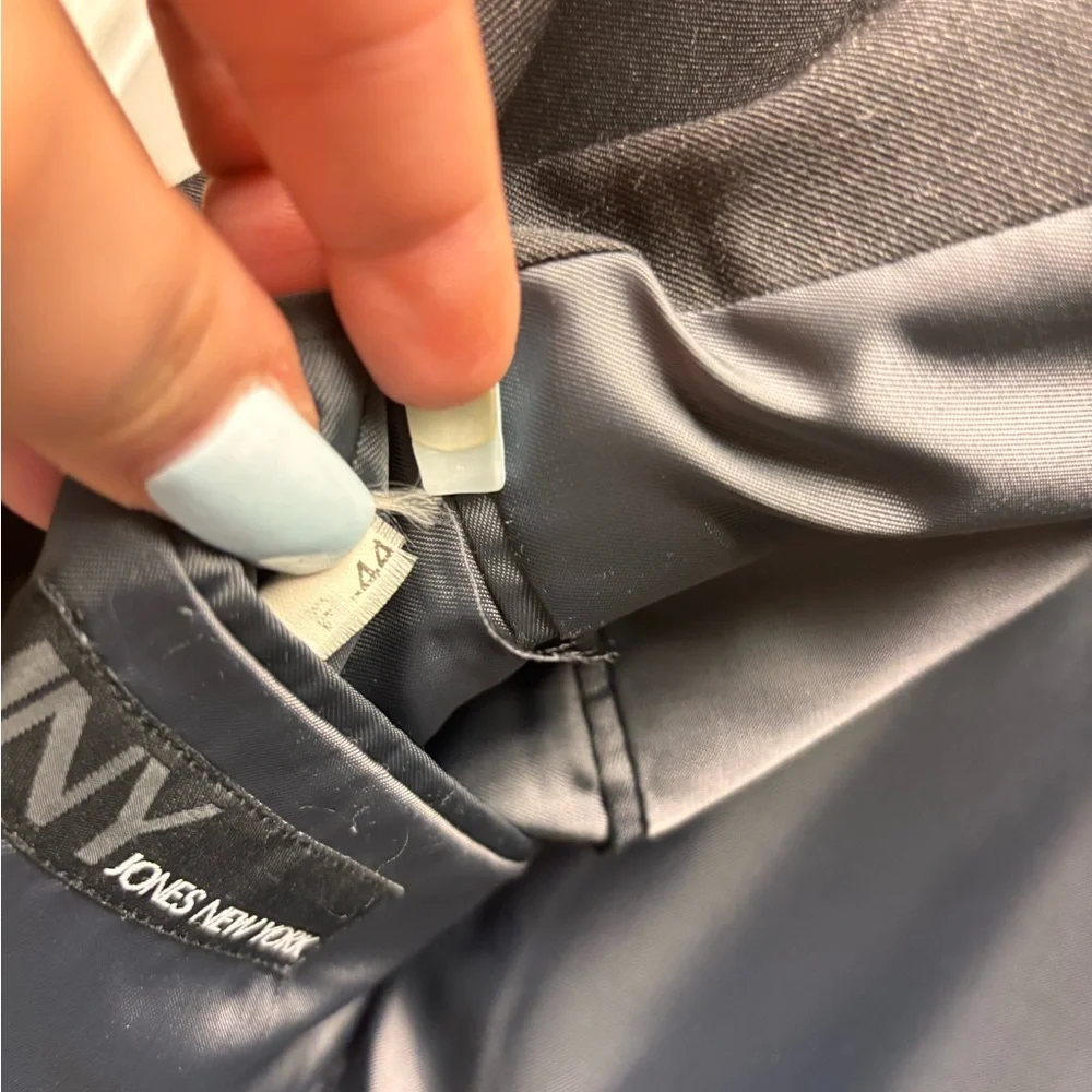 Jones New York classic black