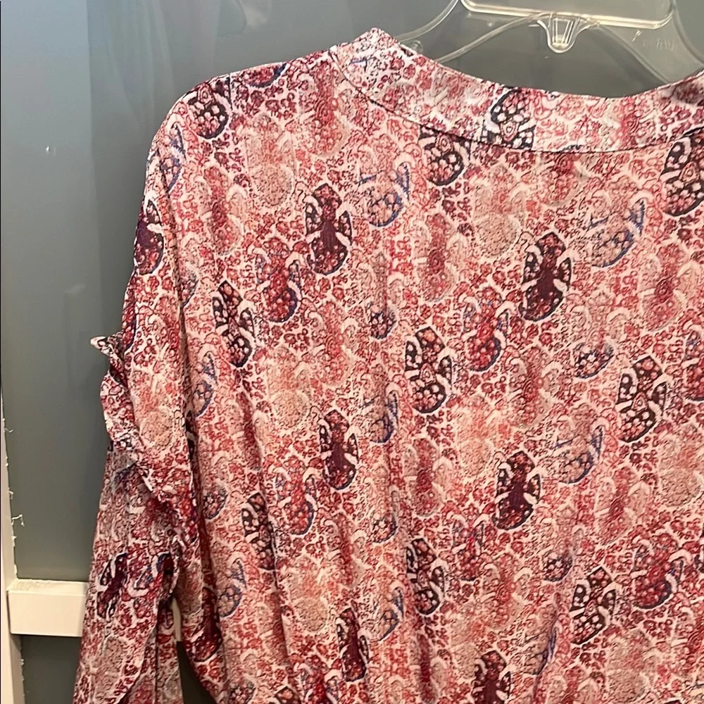 Aqua pink lined