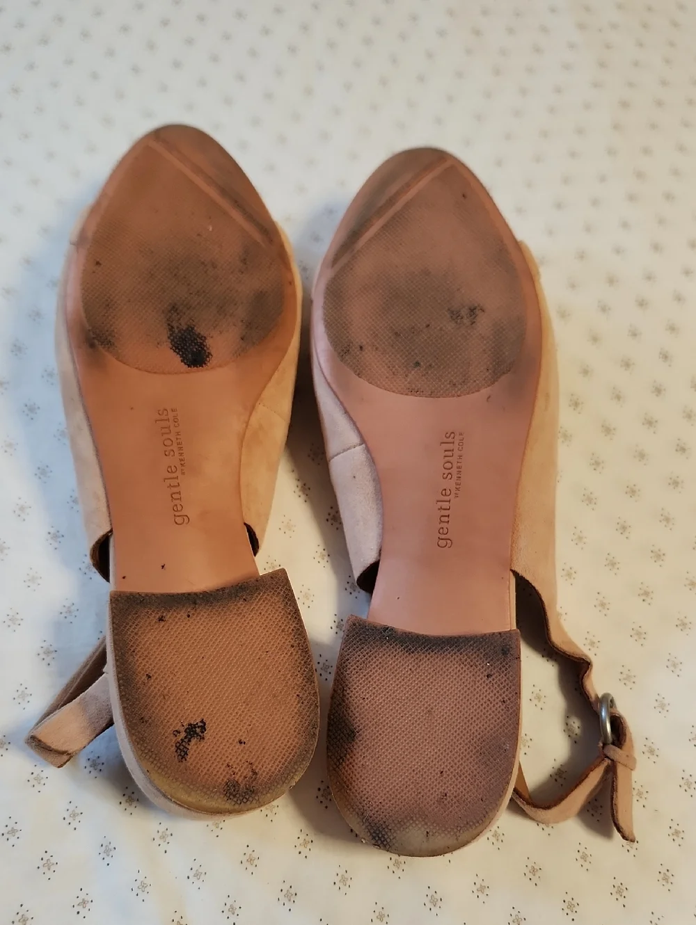 Gentle Souls by Kenneth Cole Blush Suede Slingback Flats with Decorative Ring- 8