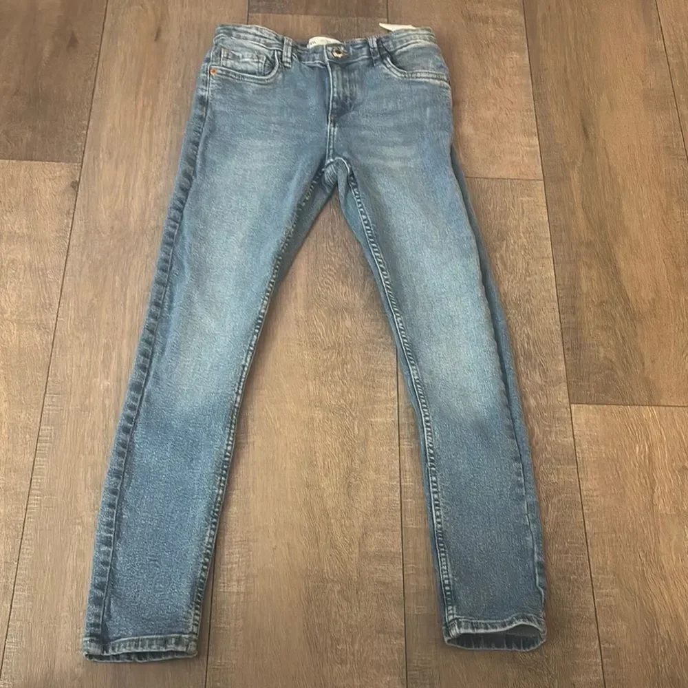 ‎Zara Jeans
