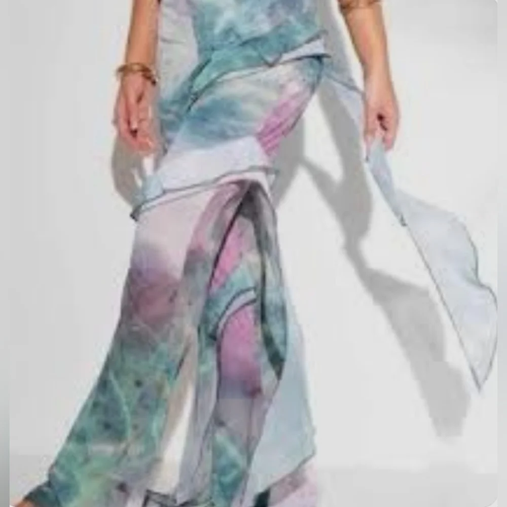 PrettyLittleThing plt beach